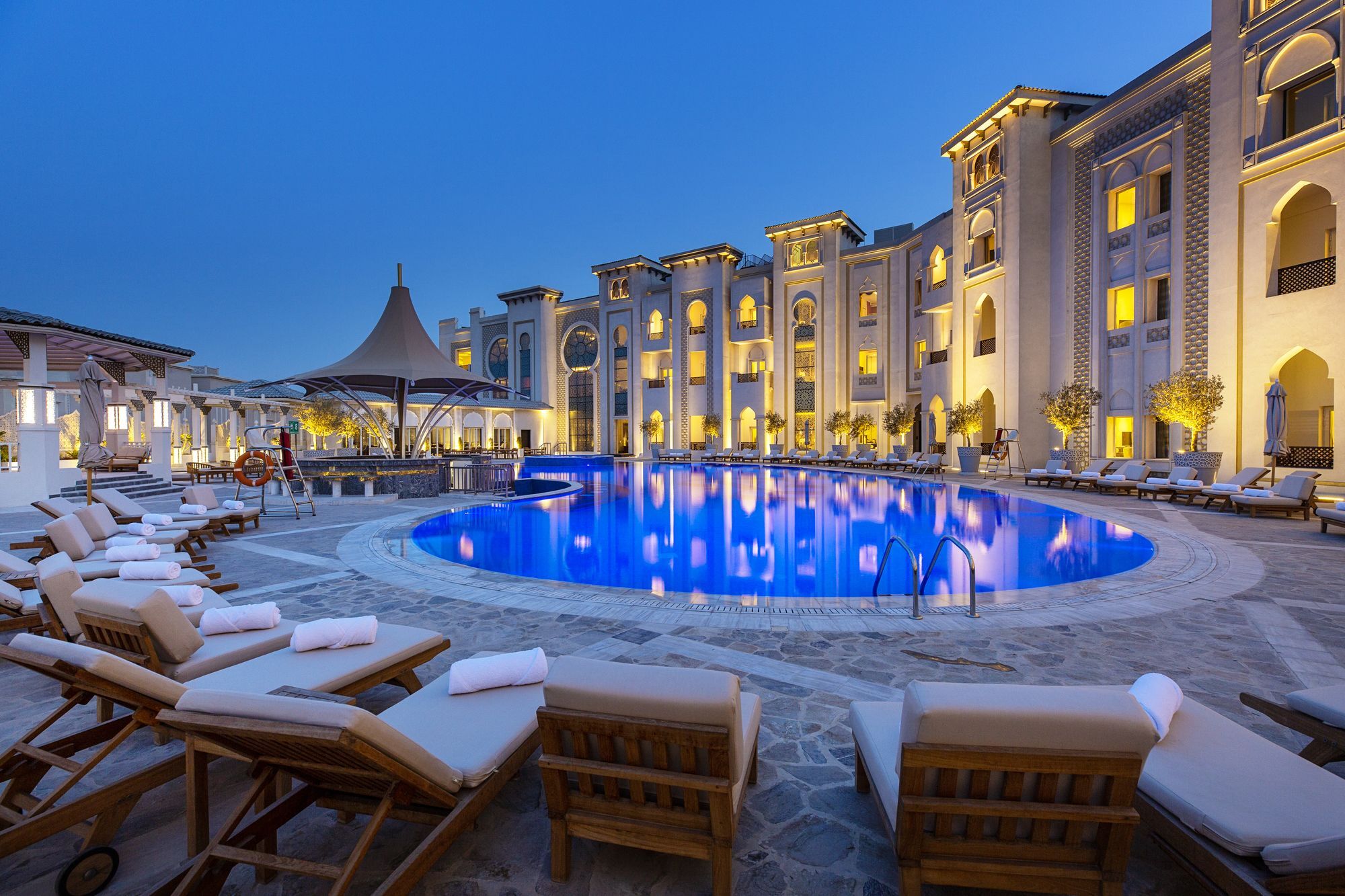 Ezdan Palace Hotel Doha Exterior photo